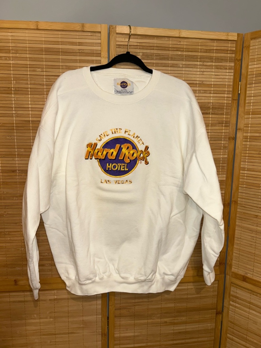 Vintage Hard Rock Hotel Las Vegas Save the Planet white crew neck sweatshirt
